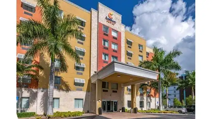 Comfort Suites Fort Lauderdale Airport South & Cruise Port